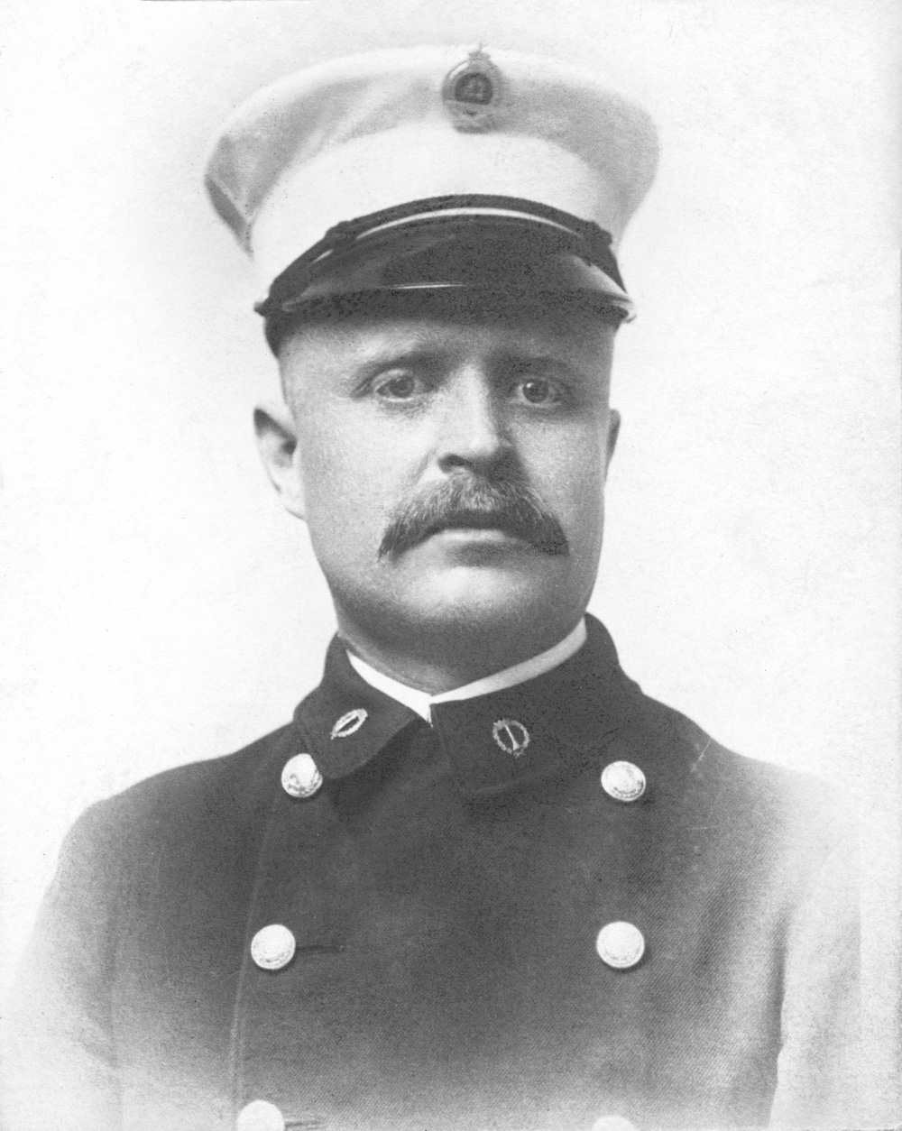 01-01-1928-Capitaine-Alfred-Albert-caserne-8