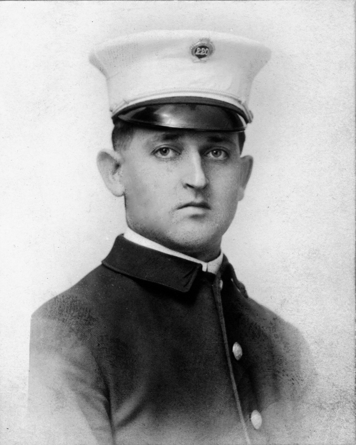 01-01-1928-Capitaine-Alfred-Albert-caserne-8